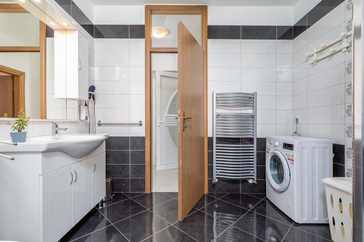 Apartman Vera Pula Eksteriør billede